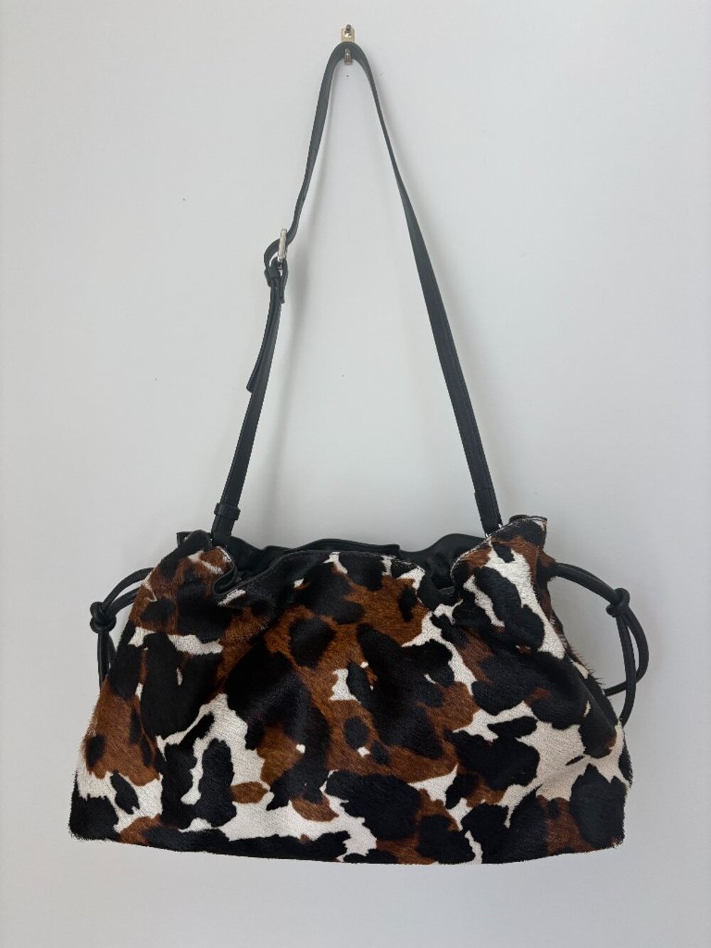 Stuart Weitzman Mia- Shoulder/Clutch Bag- Cow Hair Calf- Black White Brown